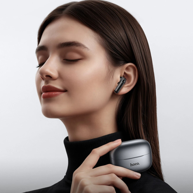 Women's Brown Leather Backpacks