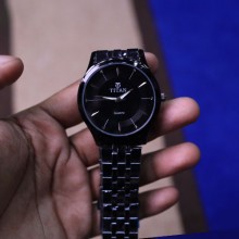 Titan Quartz Classic Watch